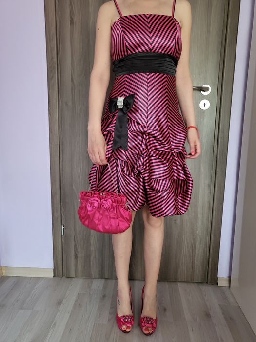 Официална рокля за специални поводи