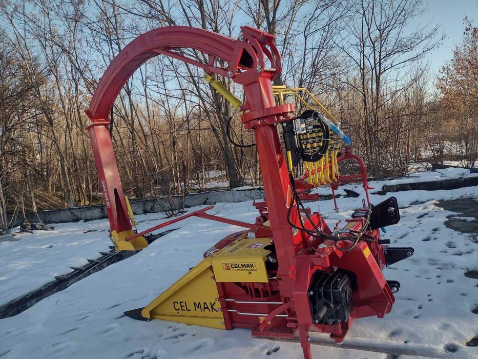 Двуредова силажерка челмак