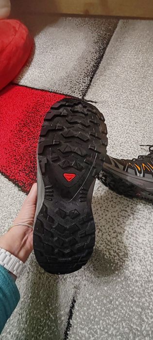 Ghete Salomon marime 35