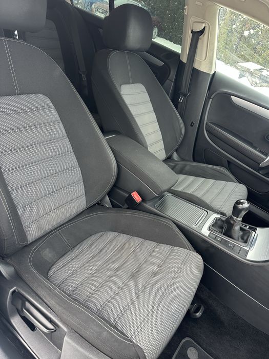 Volkswagen Passat CC 2.0 Tdi 140 Cp/Xenon/Navigatie/Tempomat/Incalzire