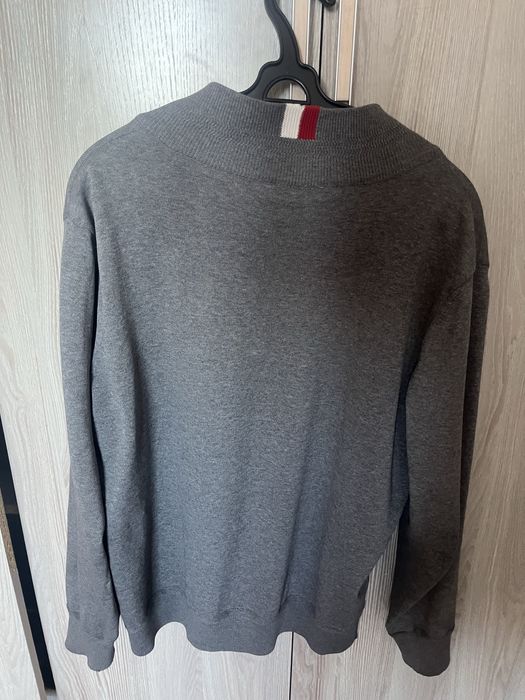 Продам оригинальную кофту Tommy Hilfiger