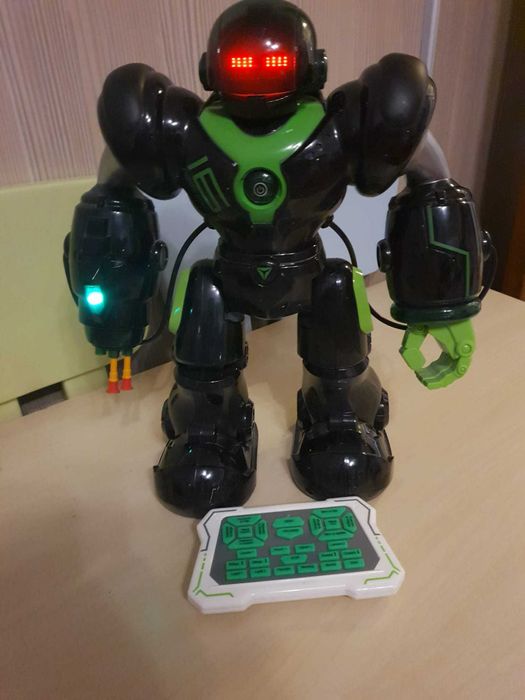 Jucarie Robot Noriel functii multiple