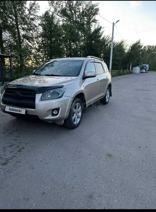 продам RAV 4 в хорошем состояний