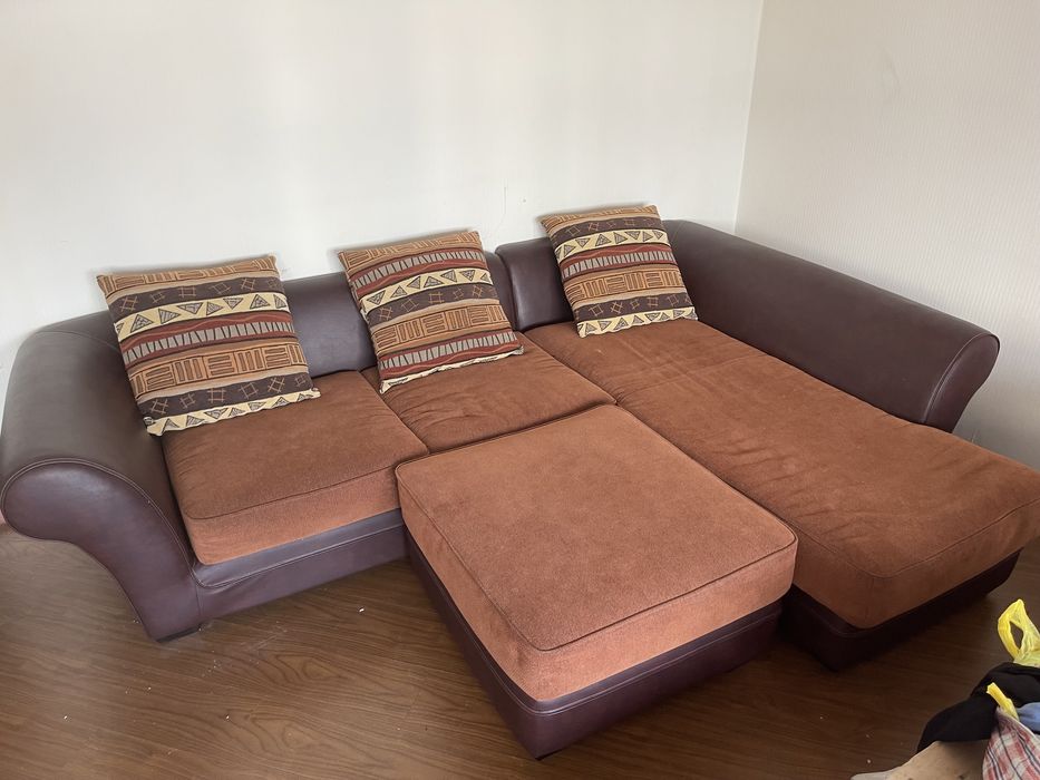 Диван для гостевой/спальни