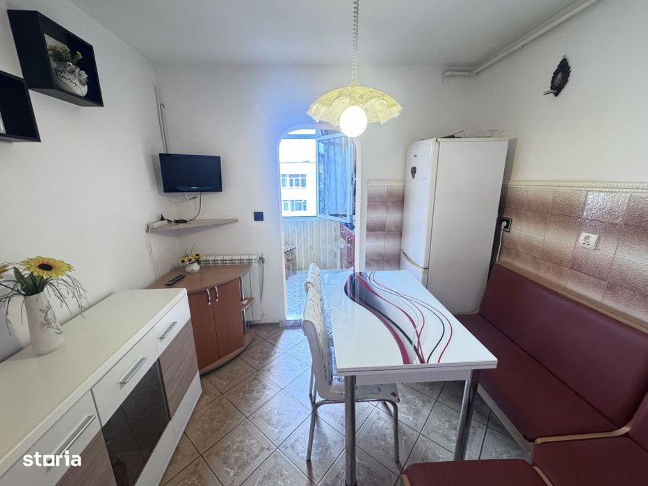 apartament cu 2 camere-decomandat-de vanzare-zona de nord — fotografia 3