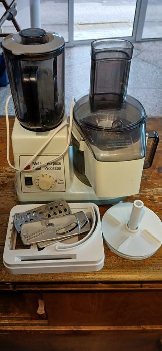 Нов пълен комплект кухненски робот.