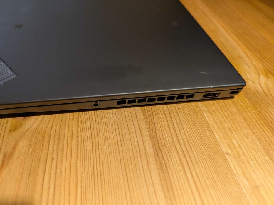 Lenovo ThinkPad X1 Carbon Gen 6 QHD Intel i5-8350U 16GB RAM