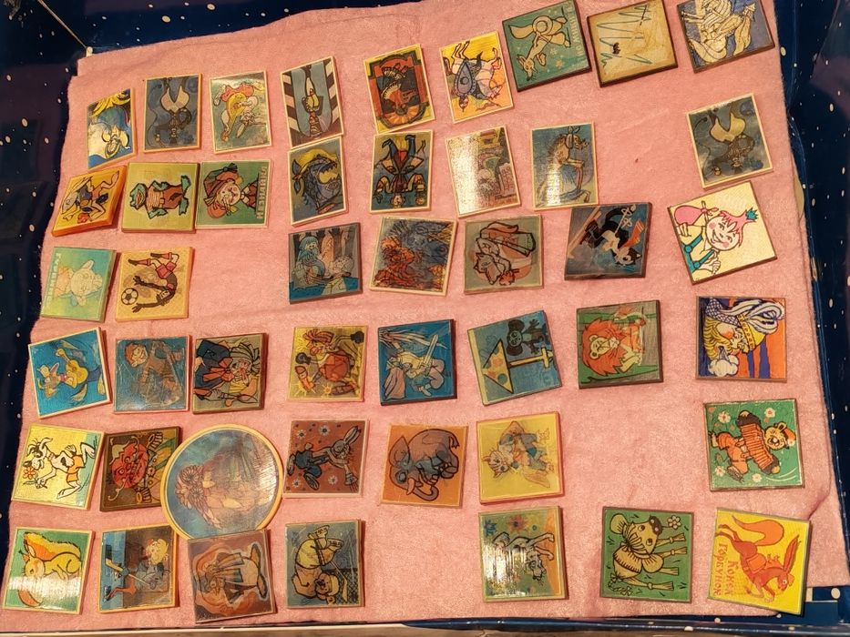 Значки детские в количестве