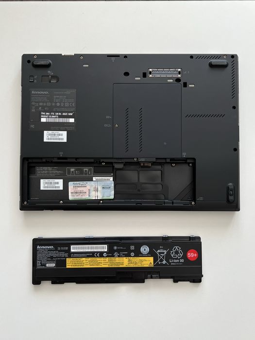 Lenovo ThinkPad T420s (funcțional, nefolosit, conditie impecabilă)