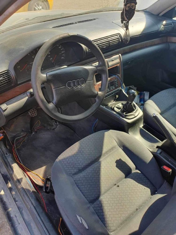 Audi A4 Sedan B5 / Ауди А4 Седан Б5 1.8 125 к.с гр. Видин Крум Бъчваров ...