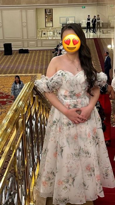 Платья выпускные для вечера