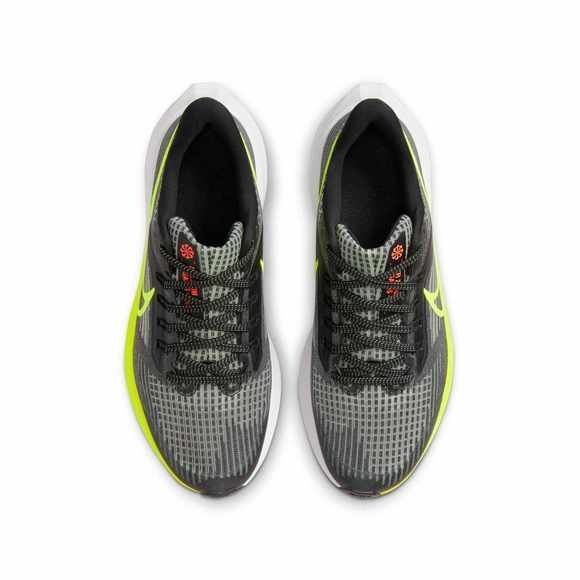 Nike Air Zoom Pegasus 39 Youth Size  DM4015-002 Black/Volt-Barely