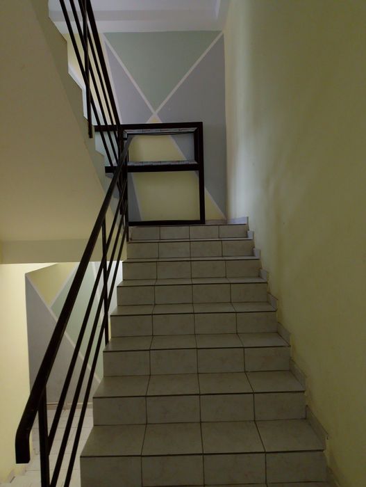 Продам 2 ком кв 105 м2 в микрорайоне Женис