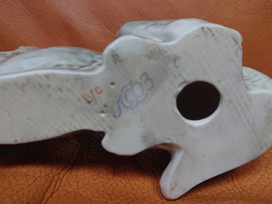 Статуэтка овчарка ЛФЗ в идеальном состоянии.