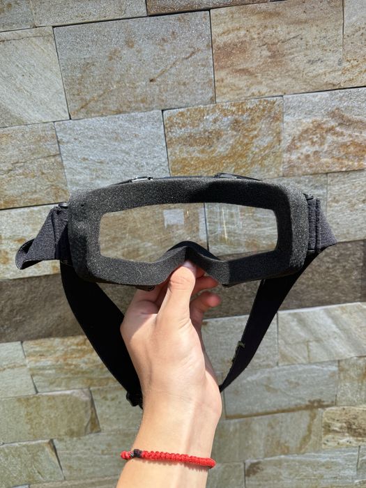 Каска Helno с подарък маска