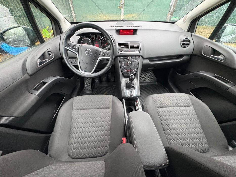 OPEL MERIVA an 2013/ 1.4 benzină-101cp/ Climă /EURO 5/ INTACT!