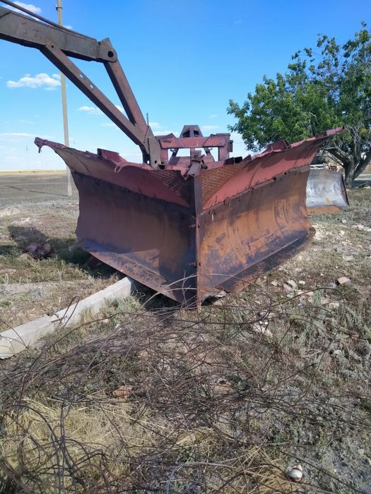 Лопата. Угольник. Кран на к-700