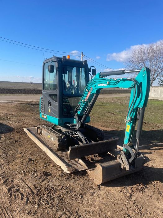 Vand miniexcavator sunward 100 de ore