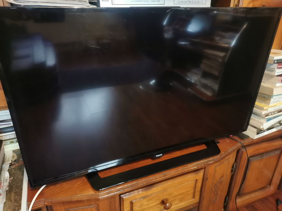 Televizor Philips 102 cm