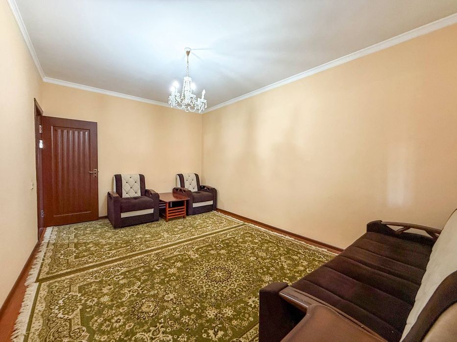 Срочно прадайутса квартера шотаруставилли аския