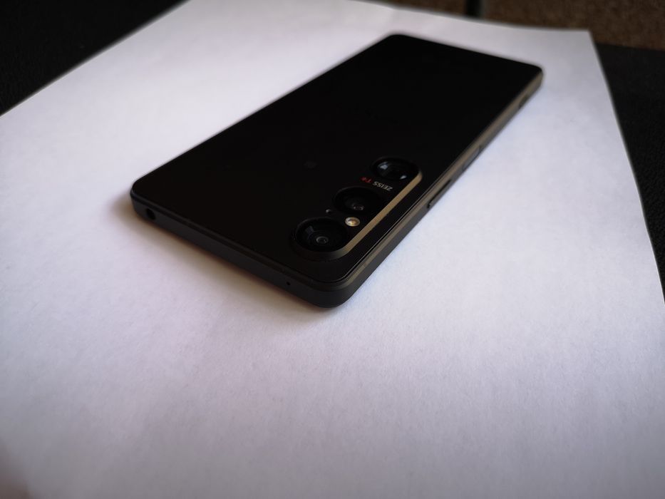 Vand Sony Xperia 1 VI in garantie
