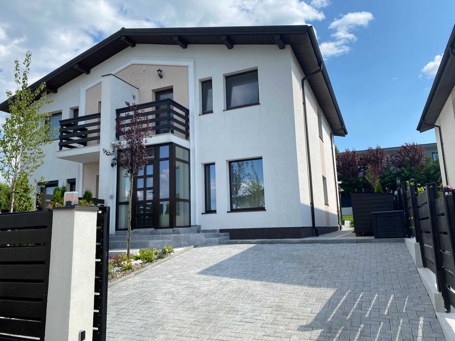 Casă cuplată tip Duplex - cartier La Brazi Residence, zona Bucium