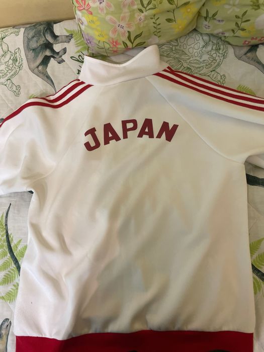 Продаю кофту адидас Japan