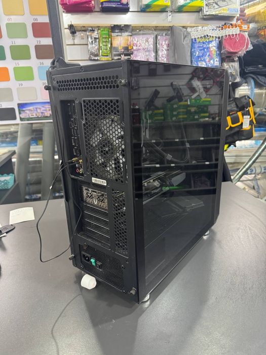 PC: Core i7-14700KF / RTX 4070Ti / 32GB RAM