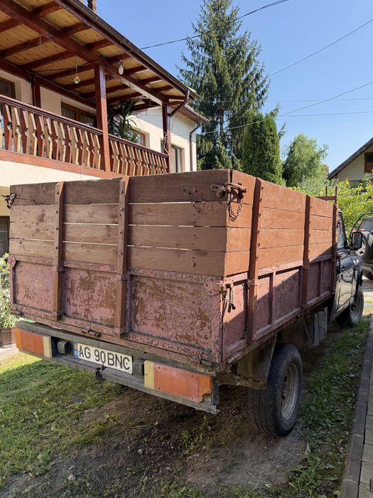 Vand Camioneta Aro 320