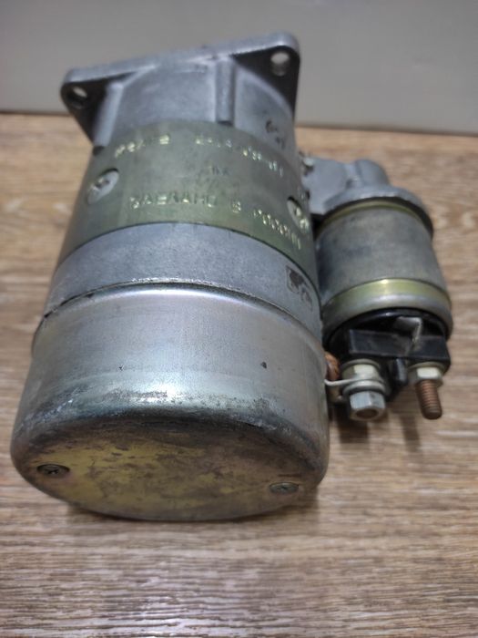 Стартер КЗАТЭ с тремя болтами.