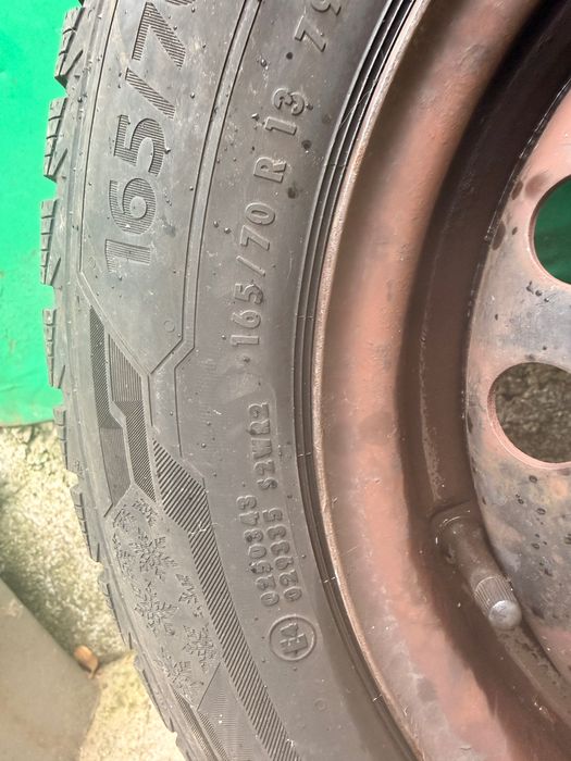 4 зимни гуми с джанти – 165/70 R13