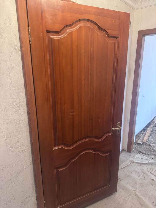 Продам межкомнатные двери