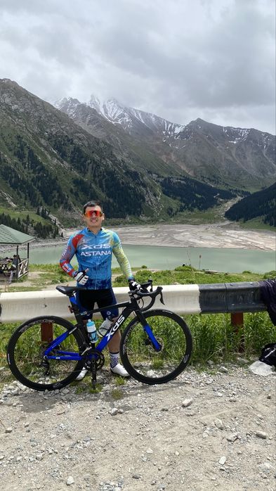 Шоссейны велосипед XDS rc600