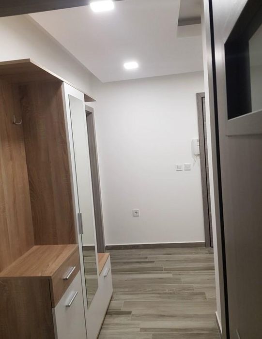 Двустаен апартамент под наем в ж.к. Кръстова вада, 2129536