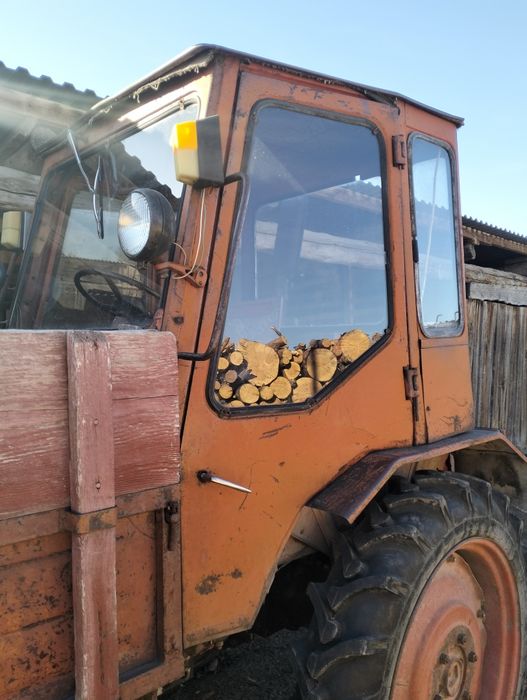 Продам трактор Т-16