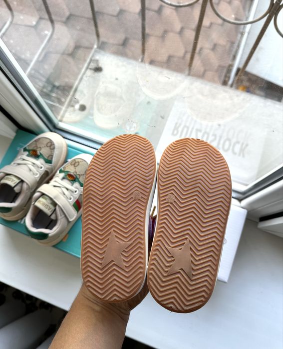 Новый Gucci 25-26 размер детский обувь