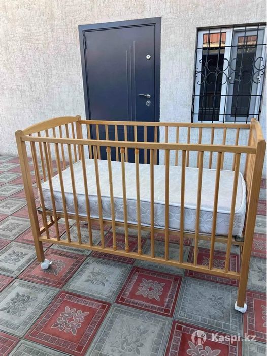 Продам детский манеж