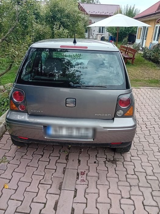 Vând Seat Arosa anul 2004