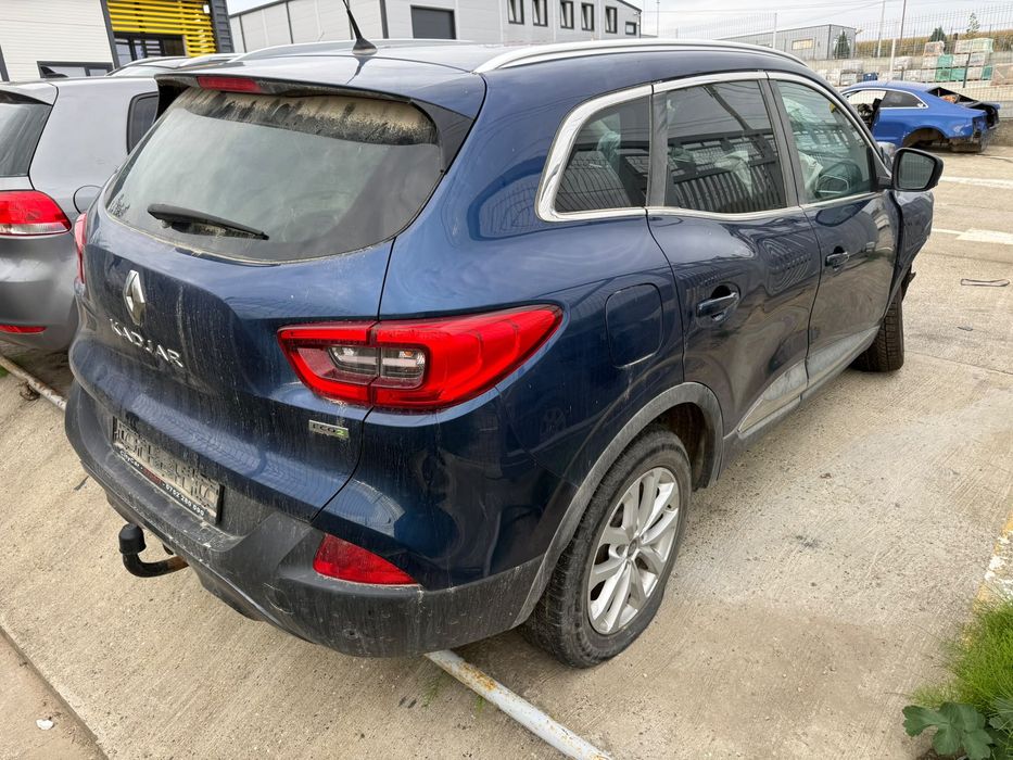 Dezmembrez Renaul kadjar albastru TERPR 2015 1.5 dci K9K F6 115.000 km volan stanga