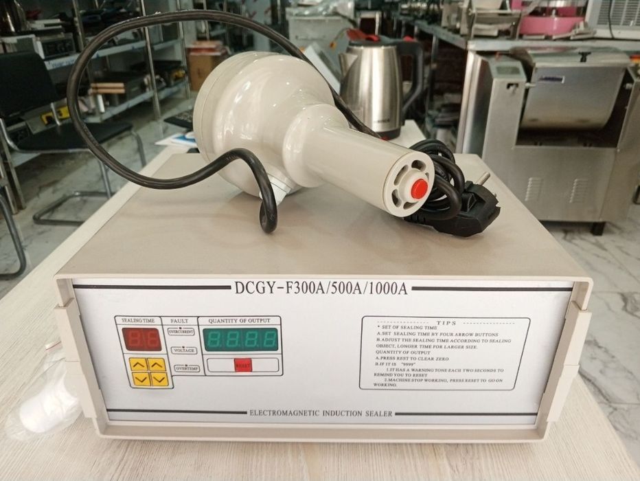 Qo'lda elektromagnit induktsiya F300 fotomagnit plastik mashinasi