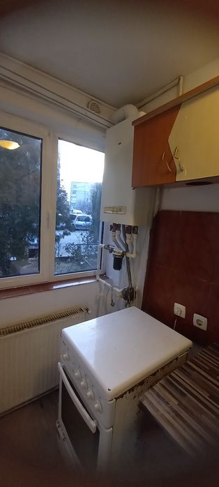 Inchiriez apartament 2 camere in orasul bals judetul olt