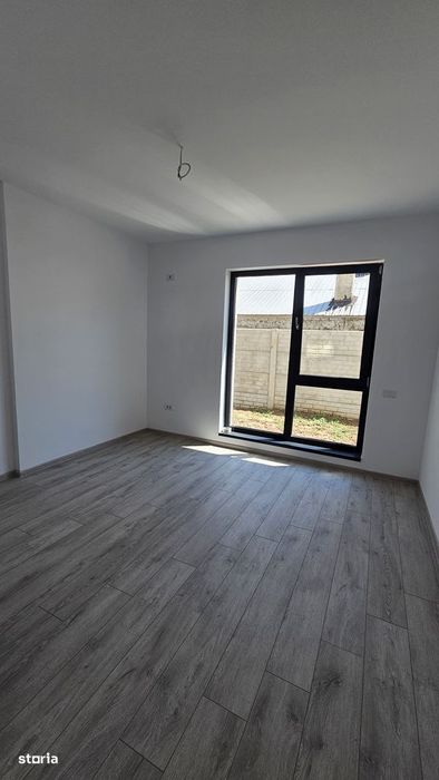 Apartament de 2 camere cu gradina - Metrou Aparatorii Patriei