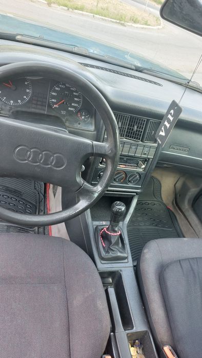Ауди Audi 80 1.6 Бензин \ Газ