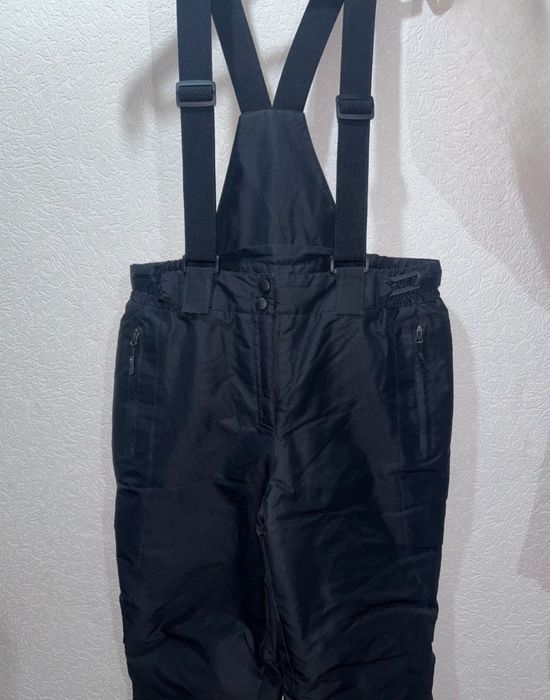 Продам лыжный костюм