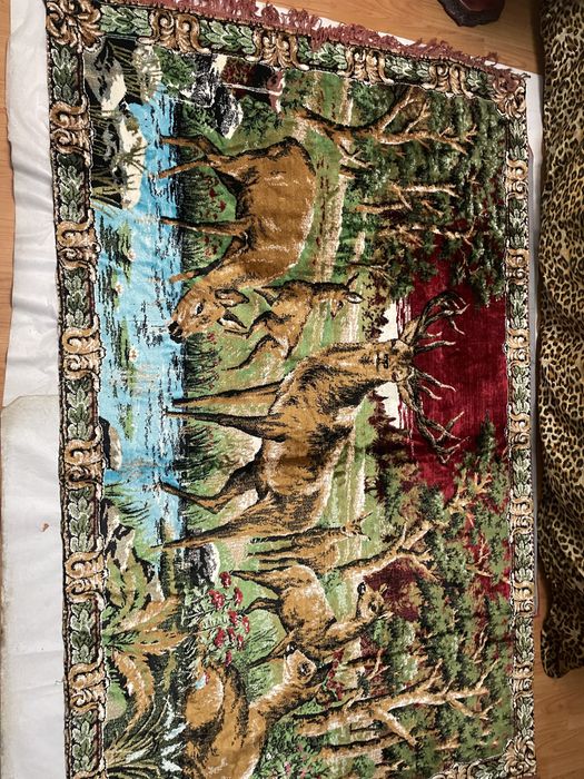 Carpeta cerbi cu caprioare persana