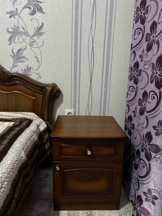 Продам спальный гарнитур