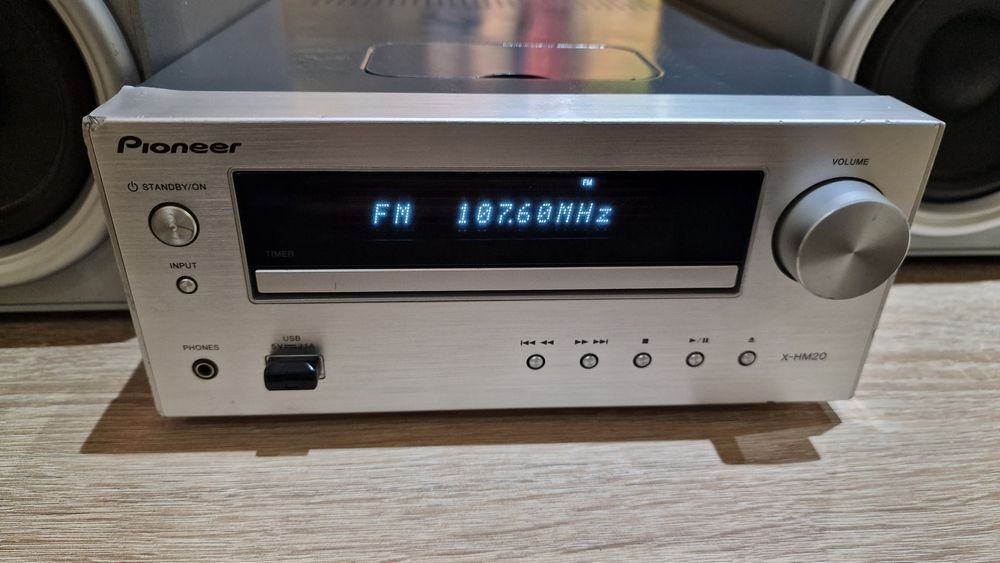 De vanzare Pioneer X-HM20 cu boxe.