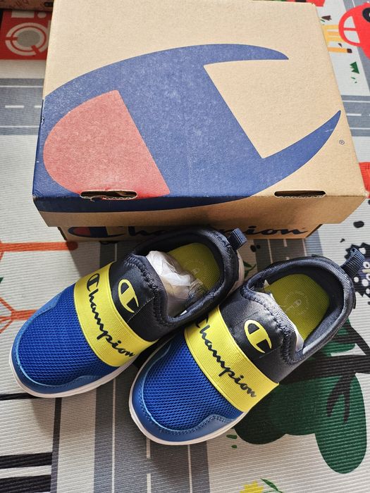 Оригинални маратонки за момче