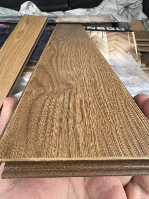 Продам остаток ламинат А /3 коробка есть
