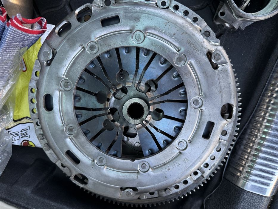 Dezmembrez VW Touran 1.9 TDI BKC